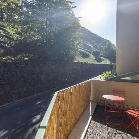 T2 Moderne Avec Terrasse, Renove, Au Pied Des Telecabines Et Proche De Toutes Commodites - Fr-1-401-270 *